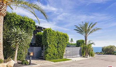344 Arno Way