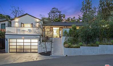 1601 Sunset Plaza Dr