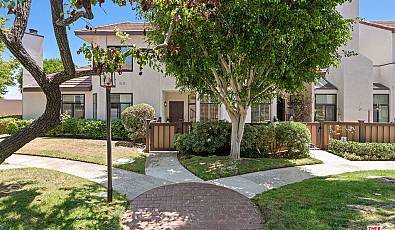4412 Emerald Street 47